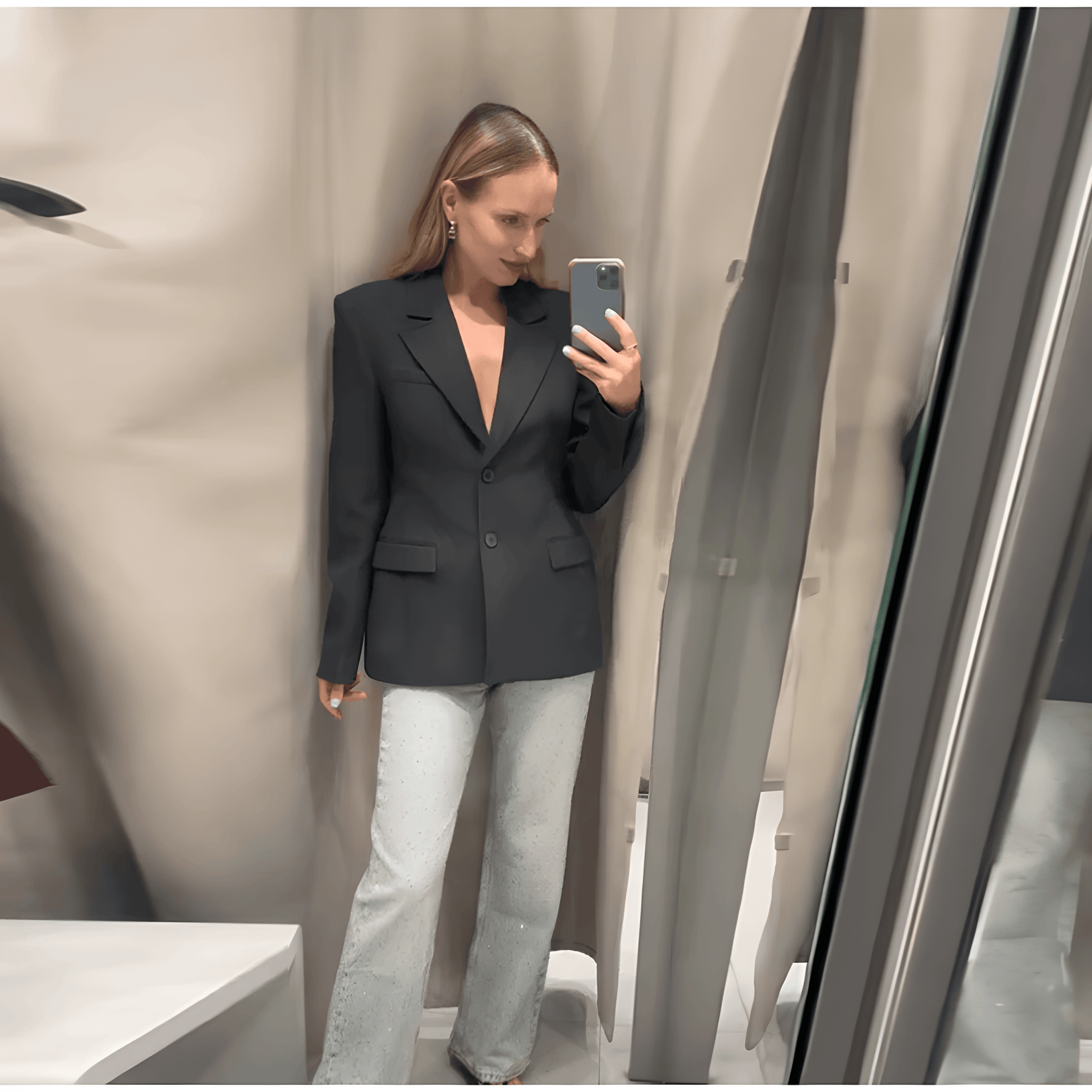 Blazer femenino negro entallado - Lunara