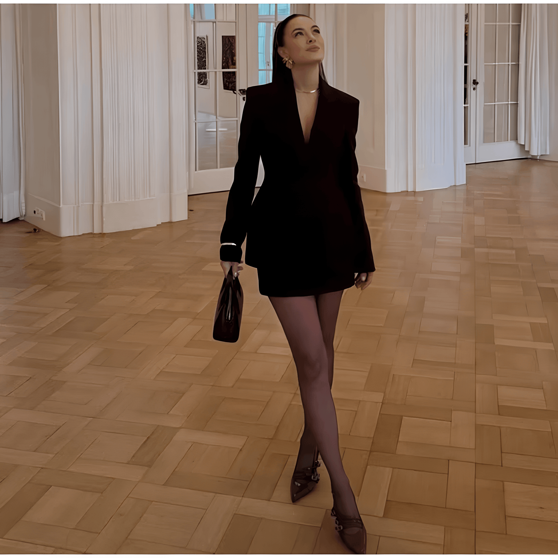Blazer femenino negro entallado - Lunara