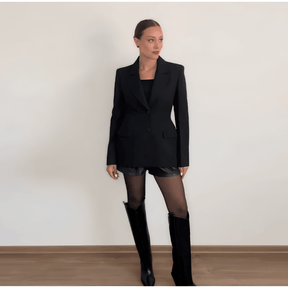 Blazer femenino negro entallado - Lunara