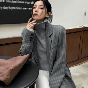 Blazer casual gris a rayas para mujer - Lunara