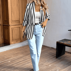Blazer casual para mujer en blanco y negro - Lunara